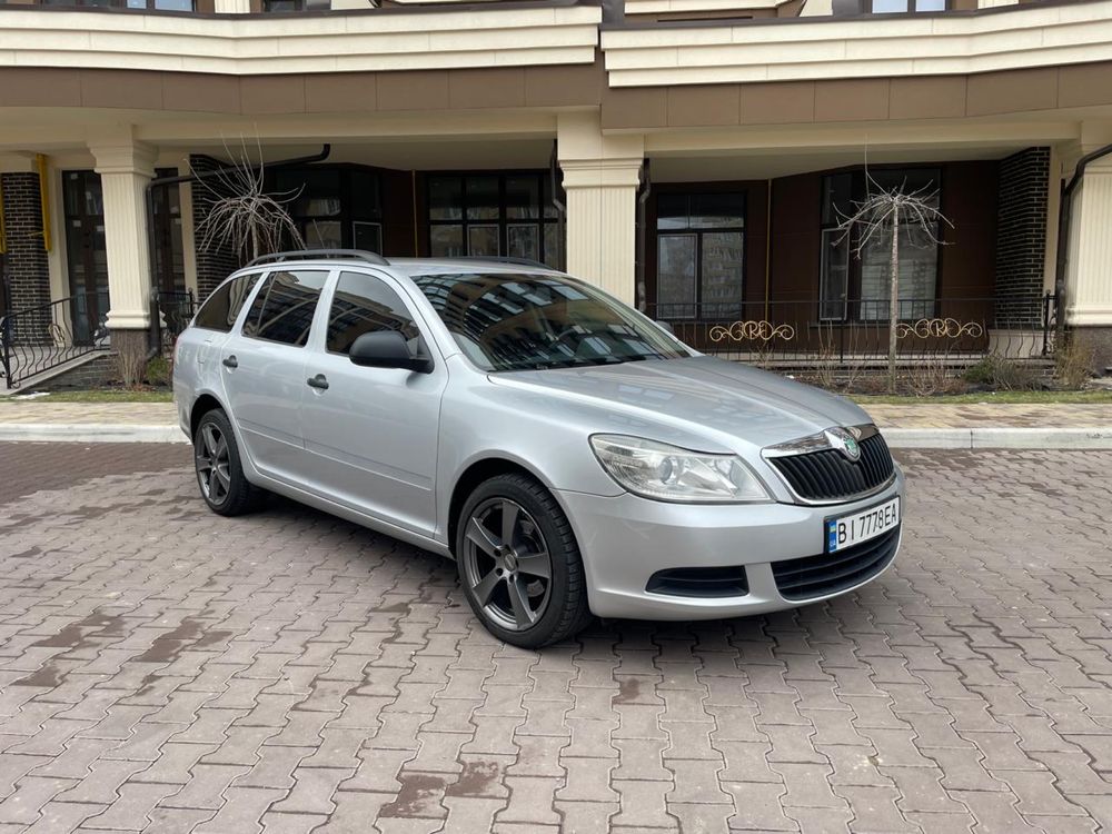 Skoda Octavia 1.6 tdi 2011 год