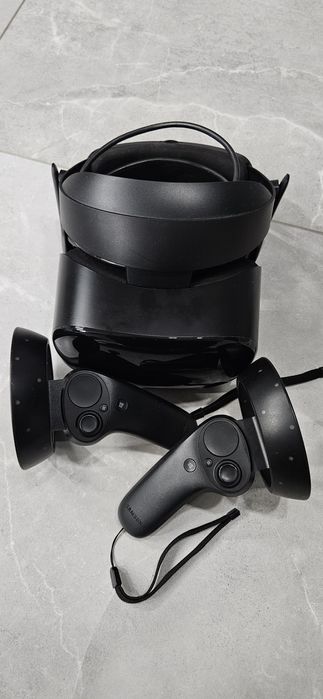 Samsung HMD Odyssey+ шолом віртуальної реальності