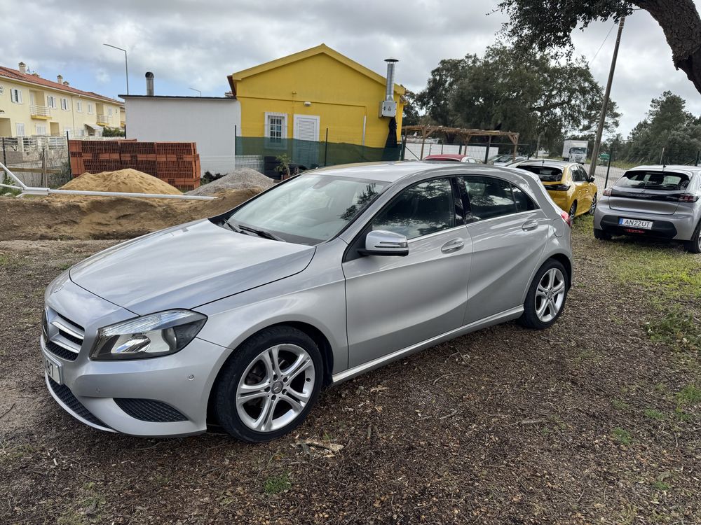 Mercedes A180 CDI Urban 1.5cdi  110cv | 2014 | 138.000 km | Nacional