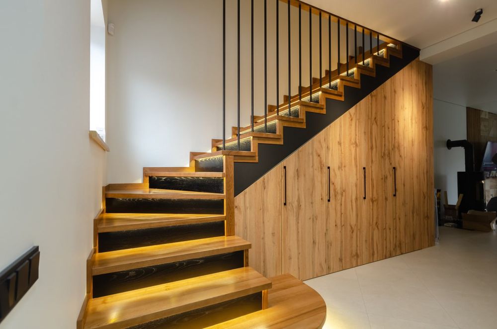 Лестницы на ЗАКАЗ, деревянные, облицовка бетонных и металлических