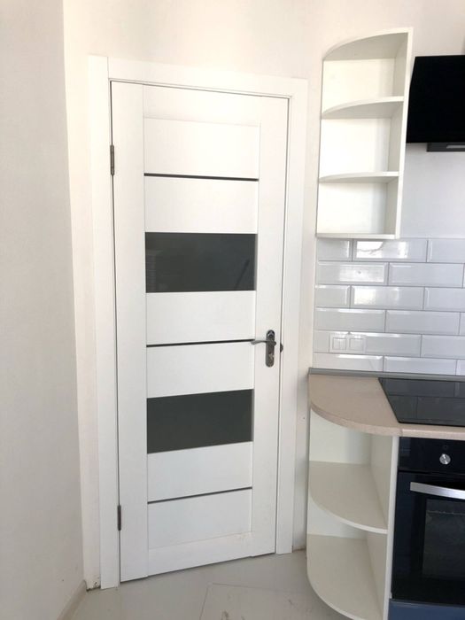 Продаємо та встановлюємо міжкімнатні та вхідні двері!