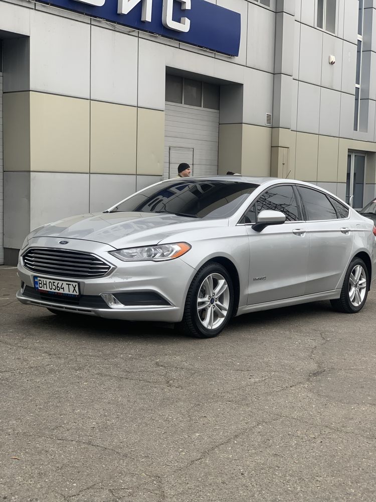 Ford Fusion  Hybrid