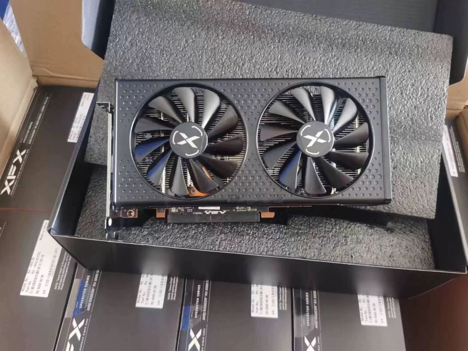 AMD Radeon RX 6600 XT GDDR6 8GB