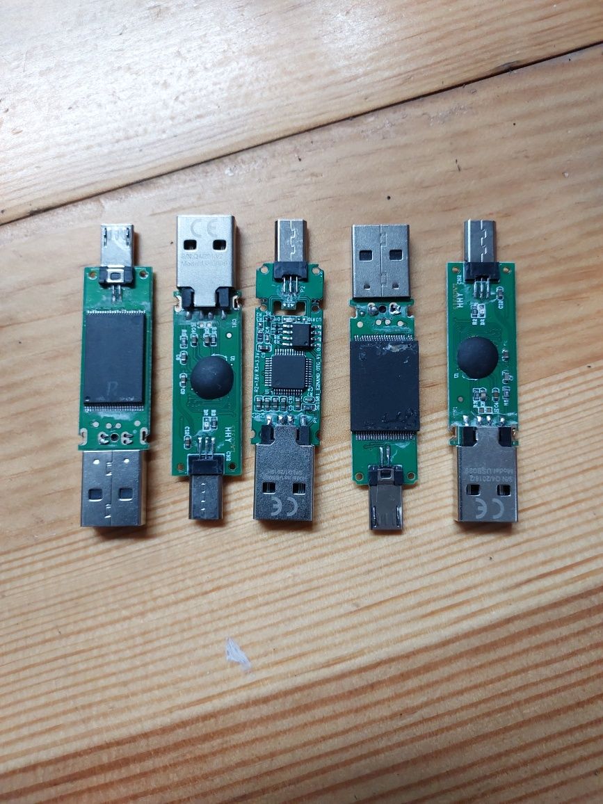 Флешки новые  , 16Gb , 32Gb