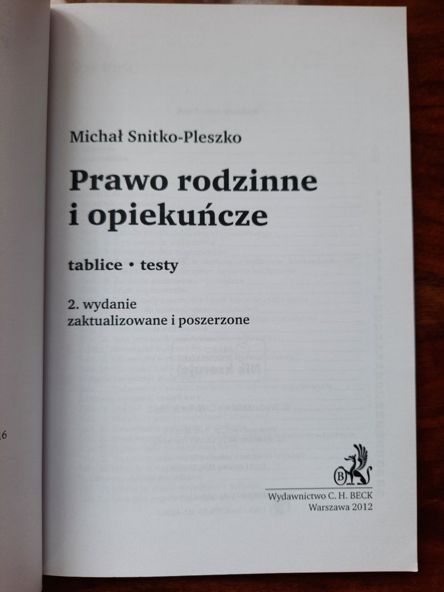 Prawo rodzinne i opiekuńcze. Tablice, testy.