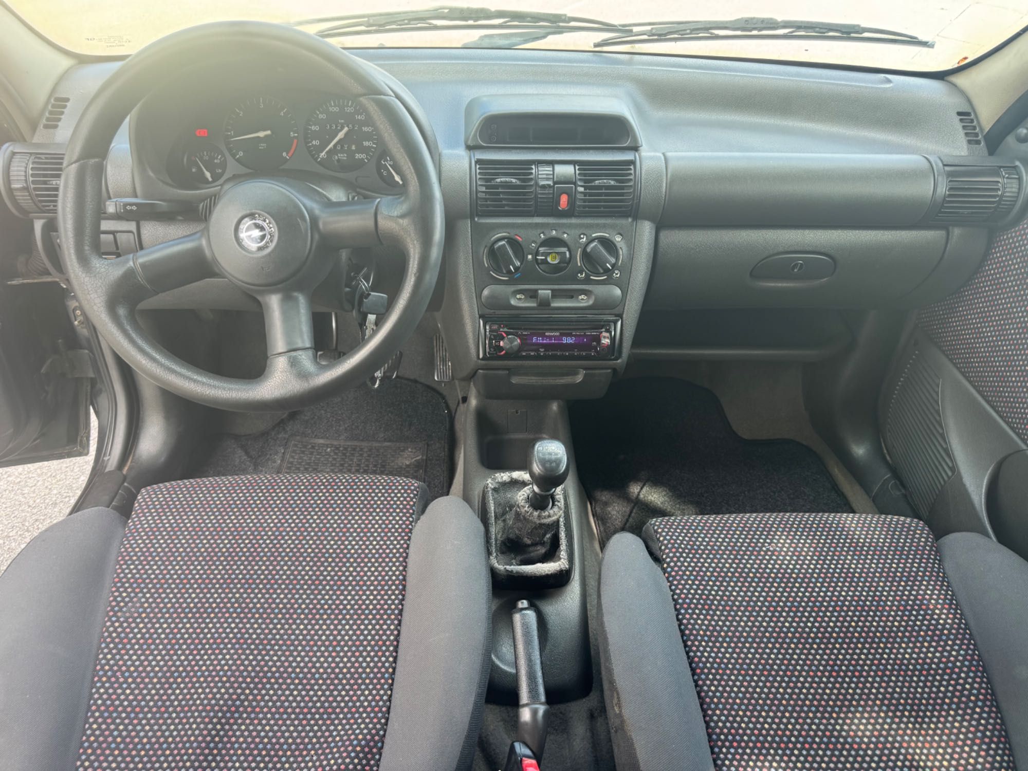 Vendo Opel corsa b sport 1.5 Td de livrete