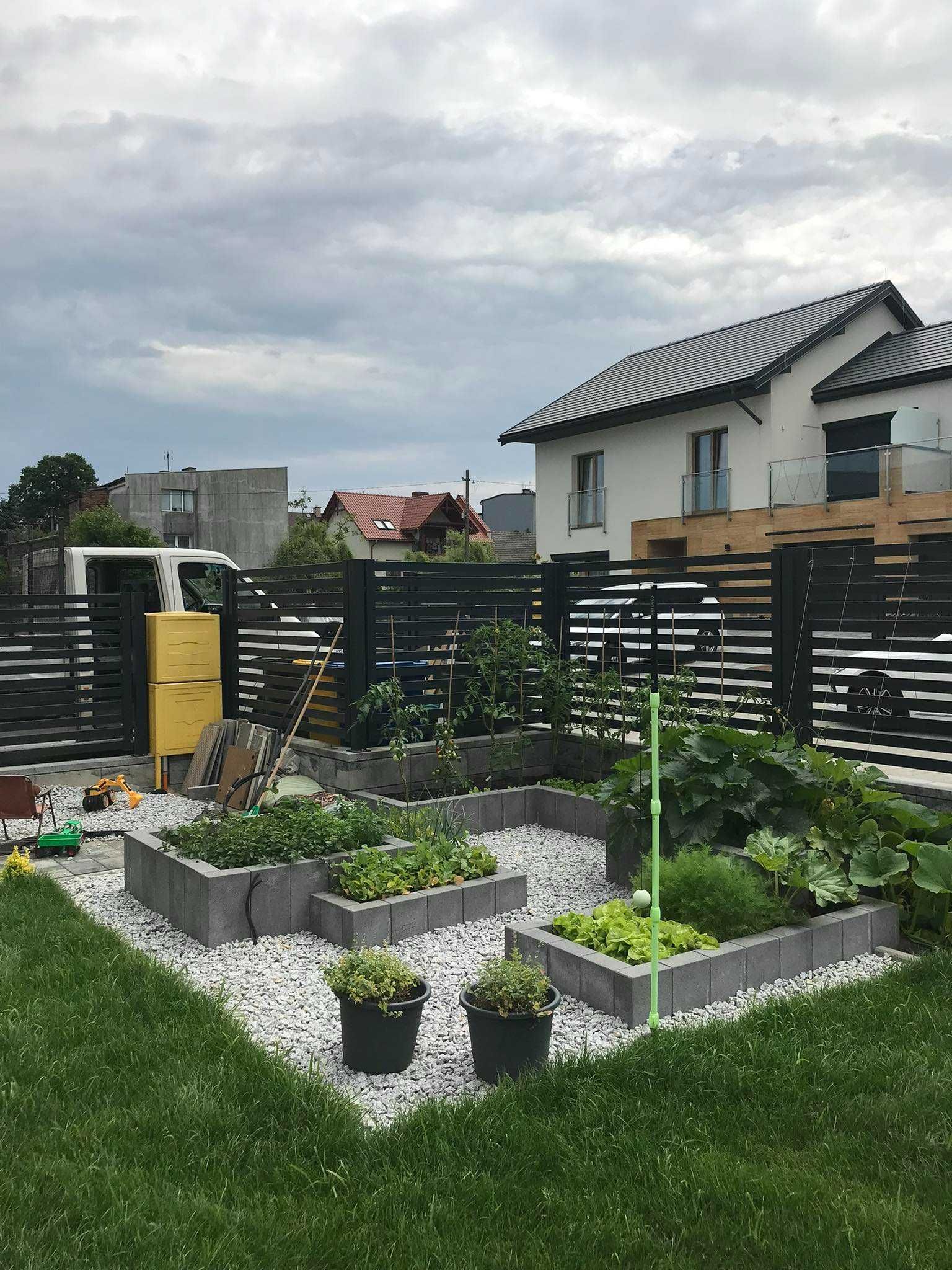 Zakładanie trawników z rolki/ogrodów od podstaw/równanie terenu