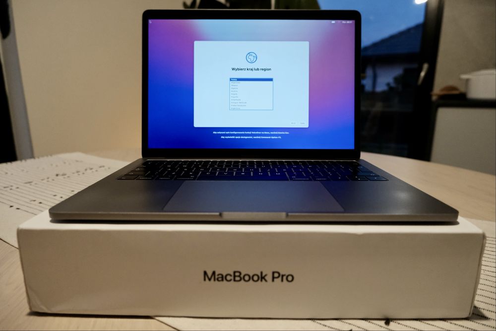 MacBook Pro 13” 2016 i5/8GB/256GB – dobry stan, oryg. opakowanie