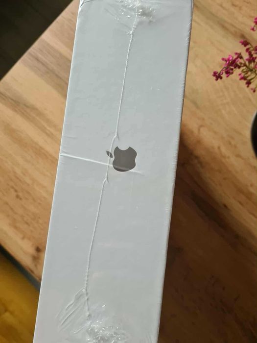 Sluchawki bezprzewodowe nauszne Apple model A2098 plus futerał