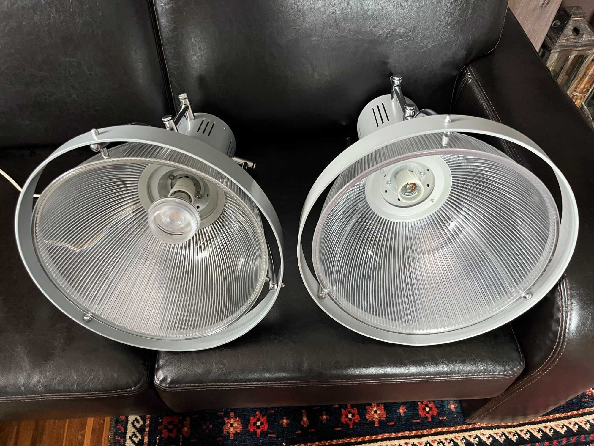 2 lampy przemysłowe (industrialne)