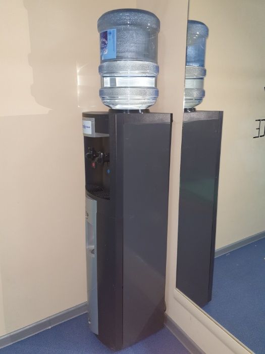 кулер питьевой воды