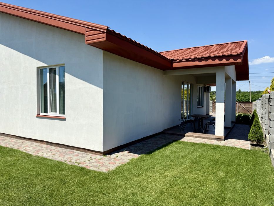 Довгострокова аренда затишного будинку - с.Братське