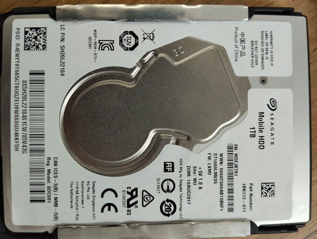 Жосткий диск HDD [1Tb] 1000gb почти новый