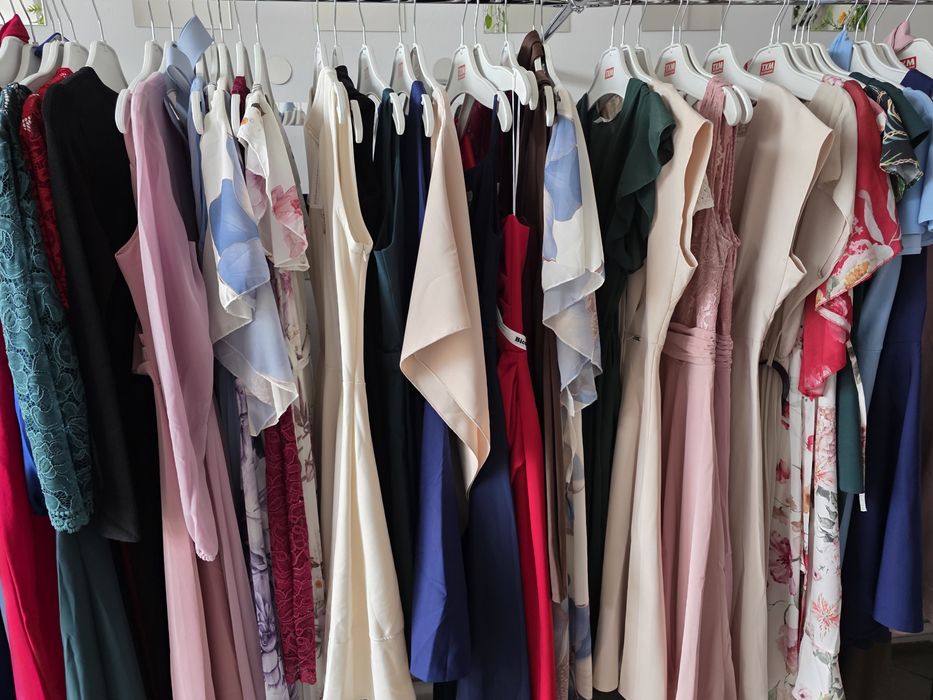 Boxy ubrań Nowe Wyprzedaż