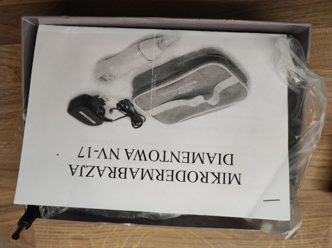Mikrodermabrazja diamentowa urządzenie diamond peeling dermapen