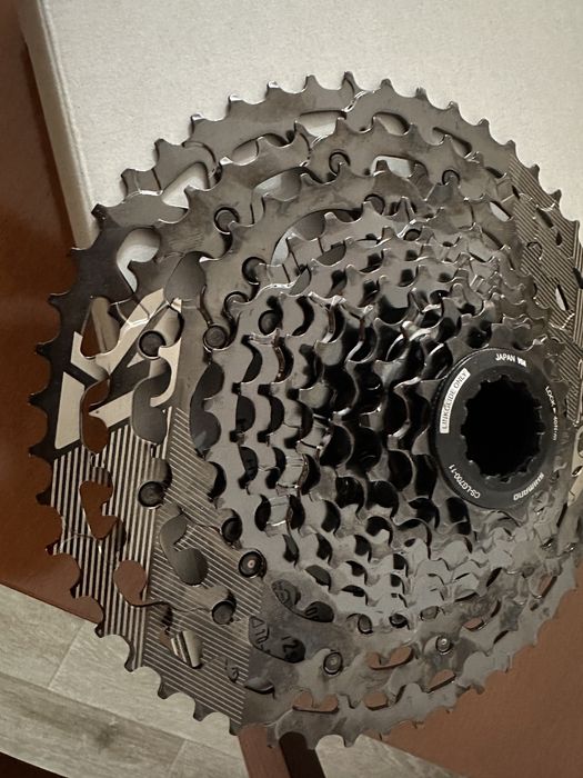 Cassete Shimano CUES LG700 LinkGlide