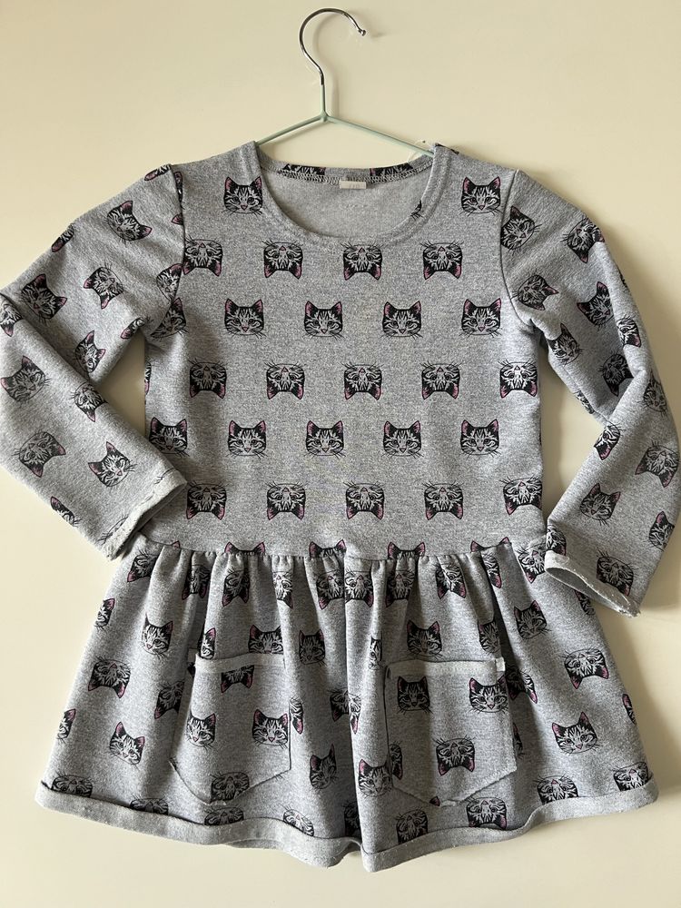 Sukienka 104 w kotki