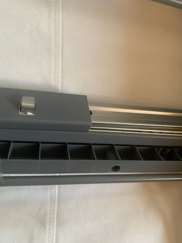 Sapateira extensivel e extraivel para roupeiro