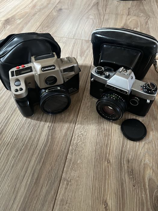 Два фотоапарата 90-х років