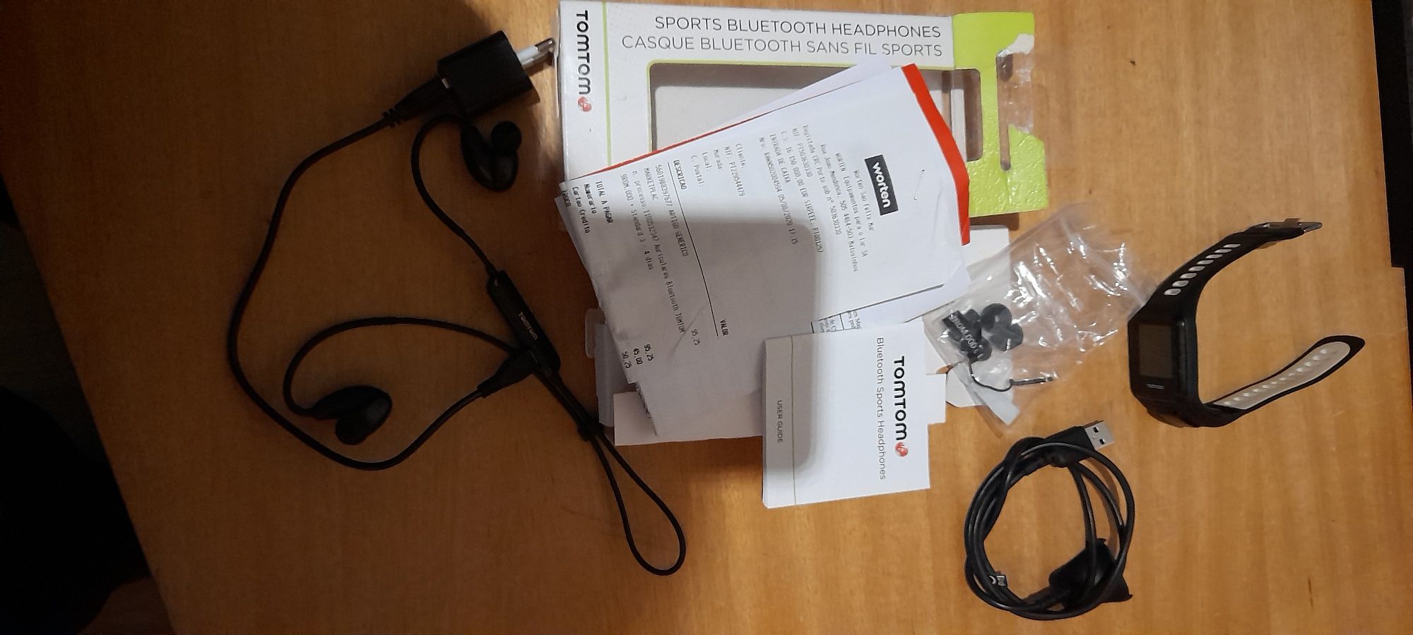 RELOGIO FITNESS COM GPS e música marca TomTom