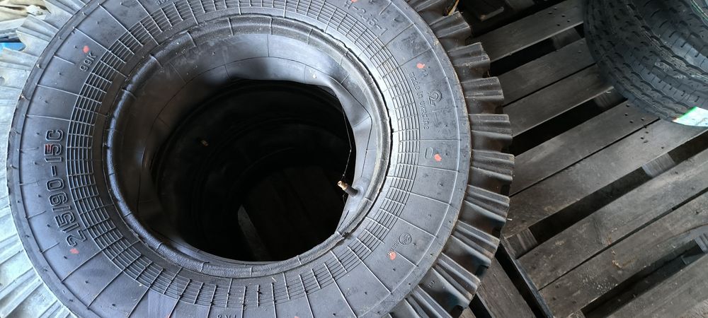 Продам 4 нові шини 215 90 15c ( Я-245-1)