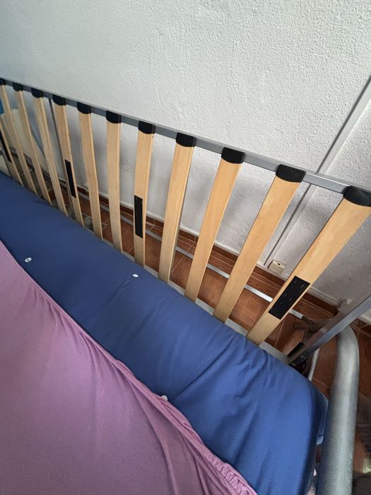 Vendo sofa cama em muito estado de conservação