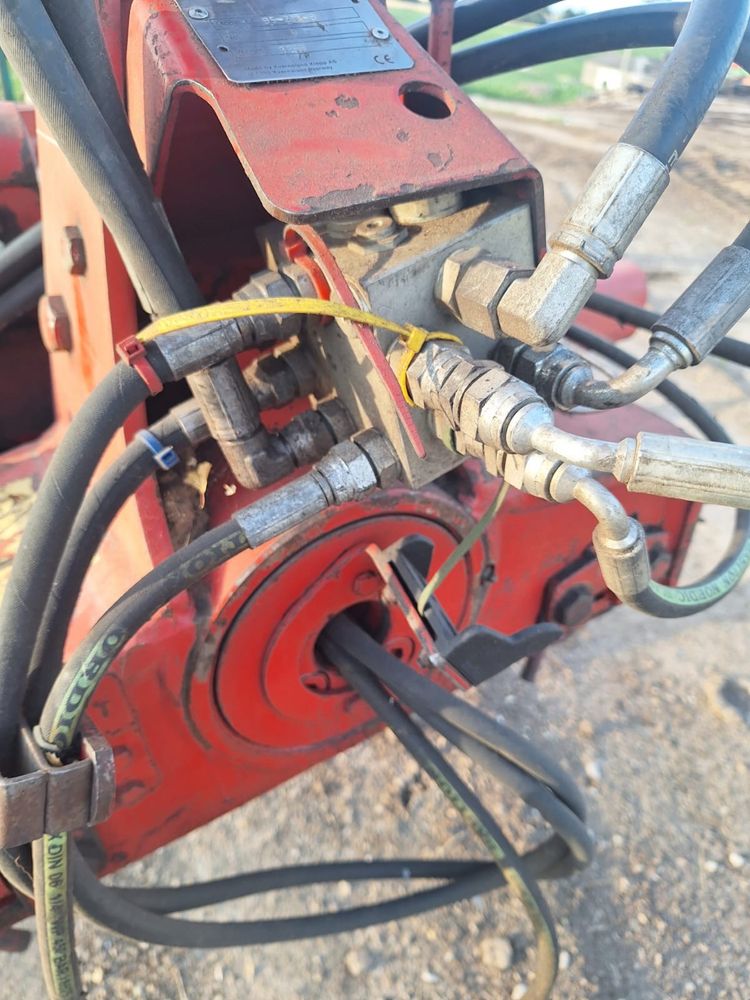 Sprzedam pług 4 skibowy Kverneland ES95 Vario