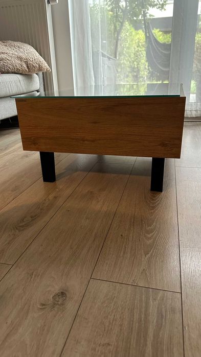 stolik do salonu z mchem chrobotkiem