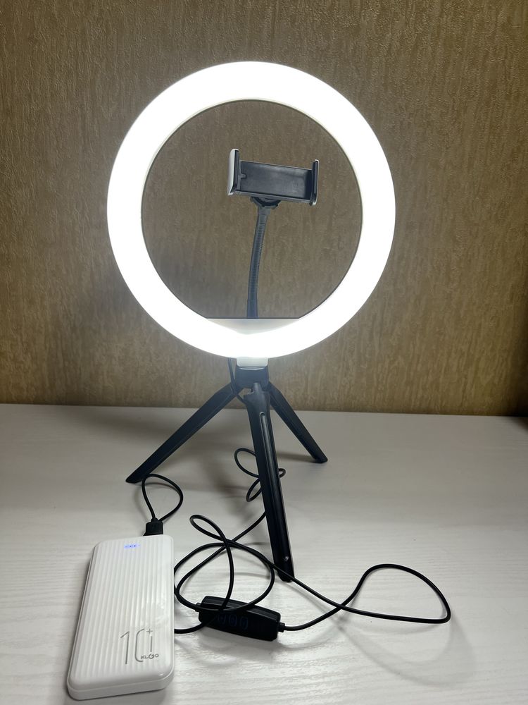 Квльцева Led лампа з ніжками 26 см для селфі