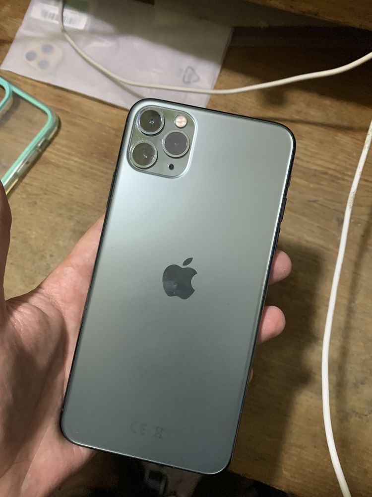 Продаю iPhone 11 Pro Max 64gb