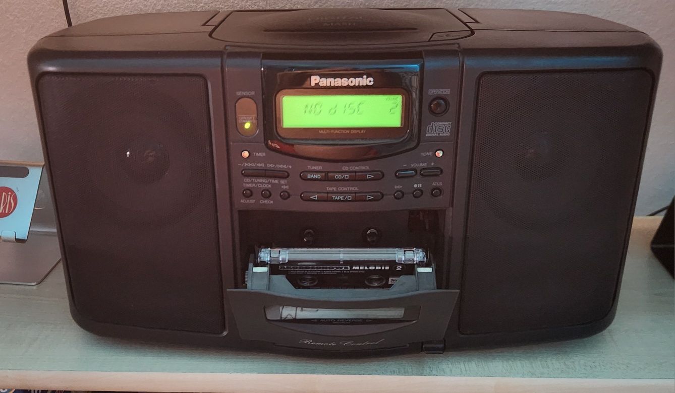 Magnetofon Panasonic RX-DS303