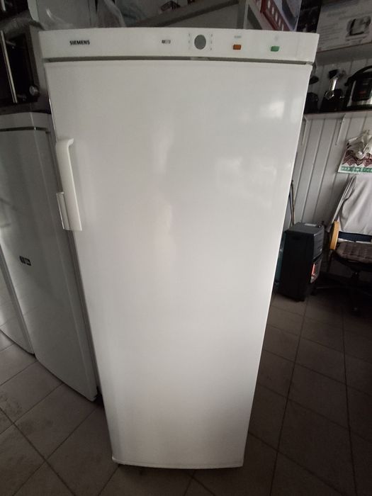Морозильна камера Siemens modelGSD622