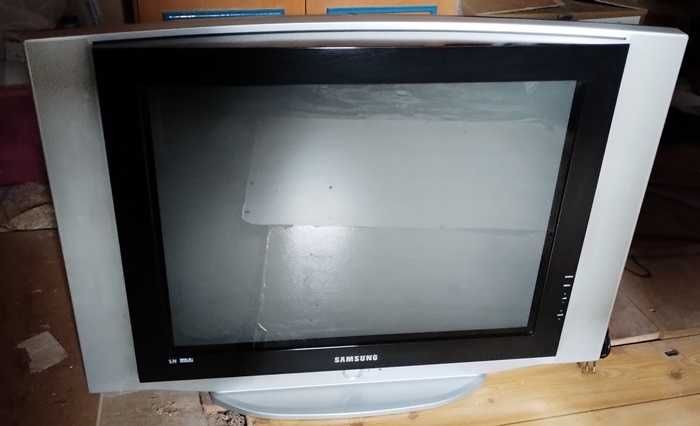 Telewizor Samsung SLIM FIT SRS CW29Z308T (R) - używany