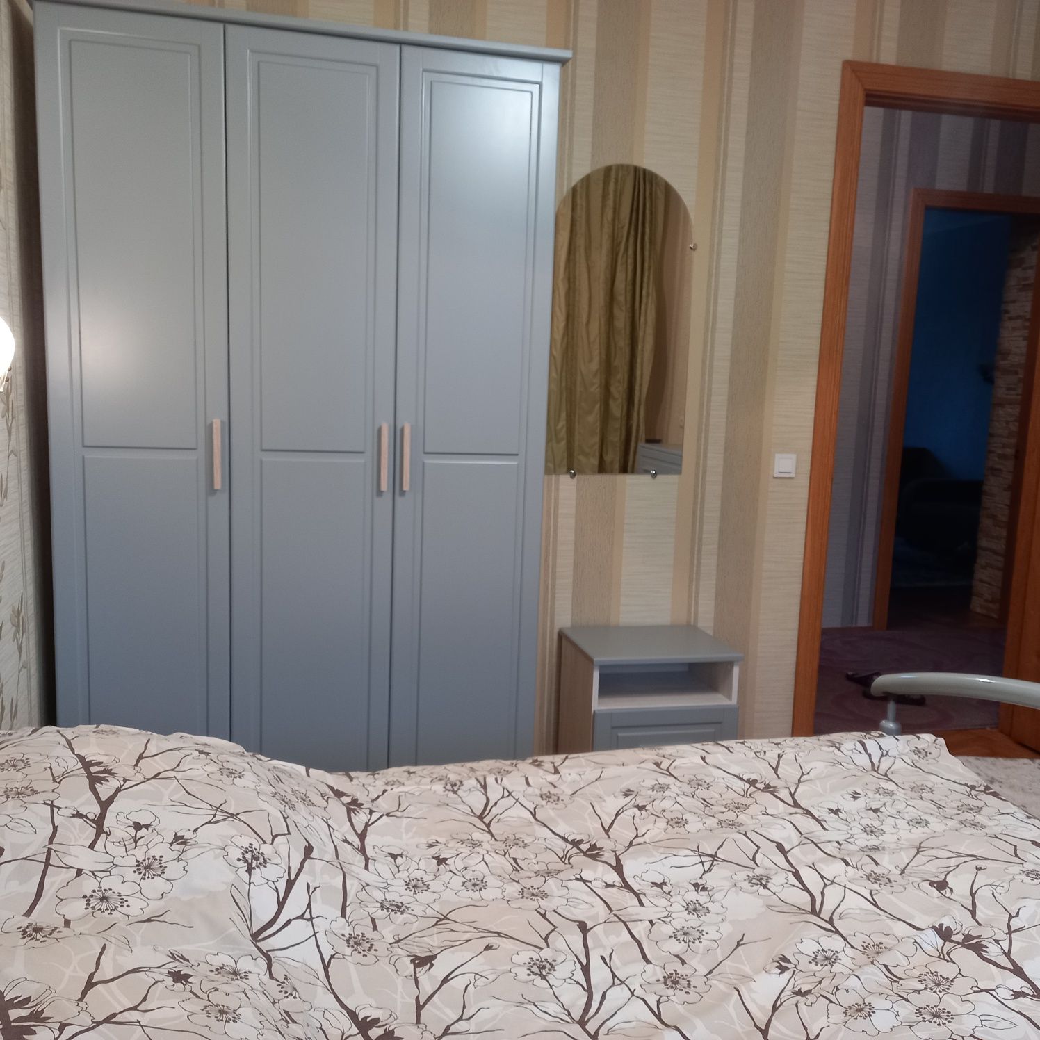 двокімнатна сталінка, пл.  Льва Толстого, Бессарабка, вул.  Ш Руставелі
