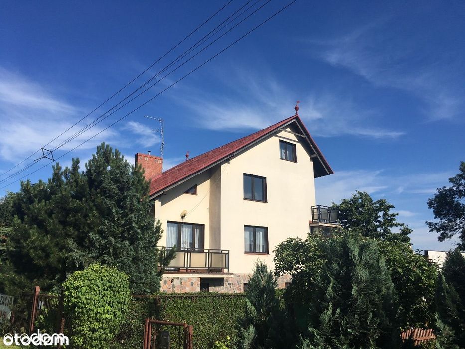 Dom z halą produkcyjną/warsztatową. Działka 2100m2