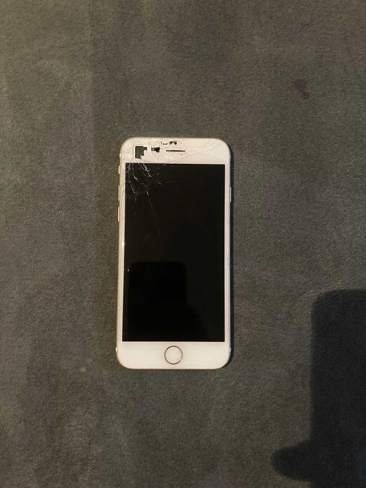 Iphone 7 Gold 32g - Micro e ecrã danificado