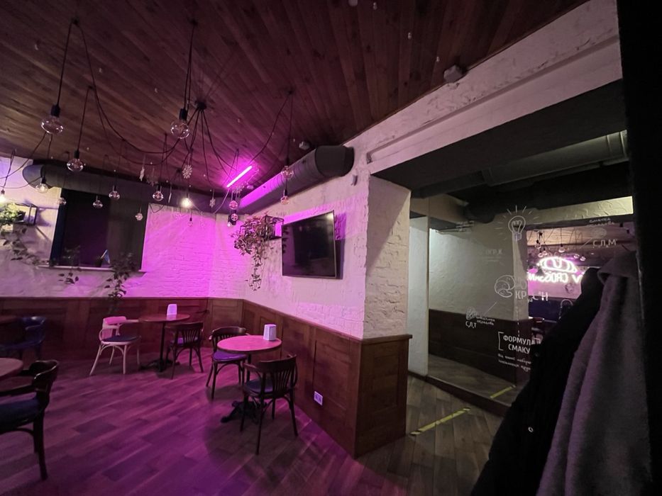 Оренда фасадного приміщення Майдан Незалежності