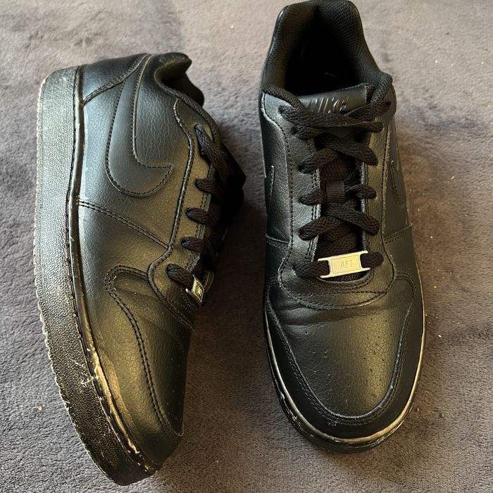 Жіночі кросівки Nike air force 1. P. 40.