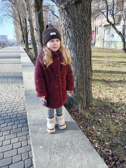 Шубка на дівчинку 98-104см