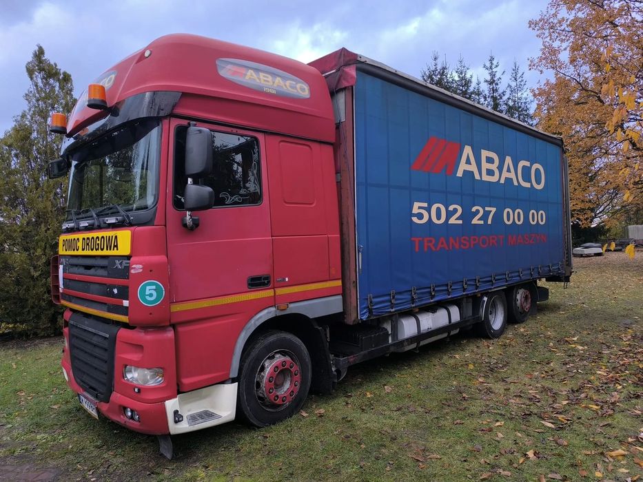 DAF XF 105  Daf XF specjalny laweta przewóz maszyn serwisowany pomoc-drogowa Euro