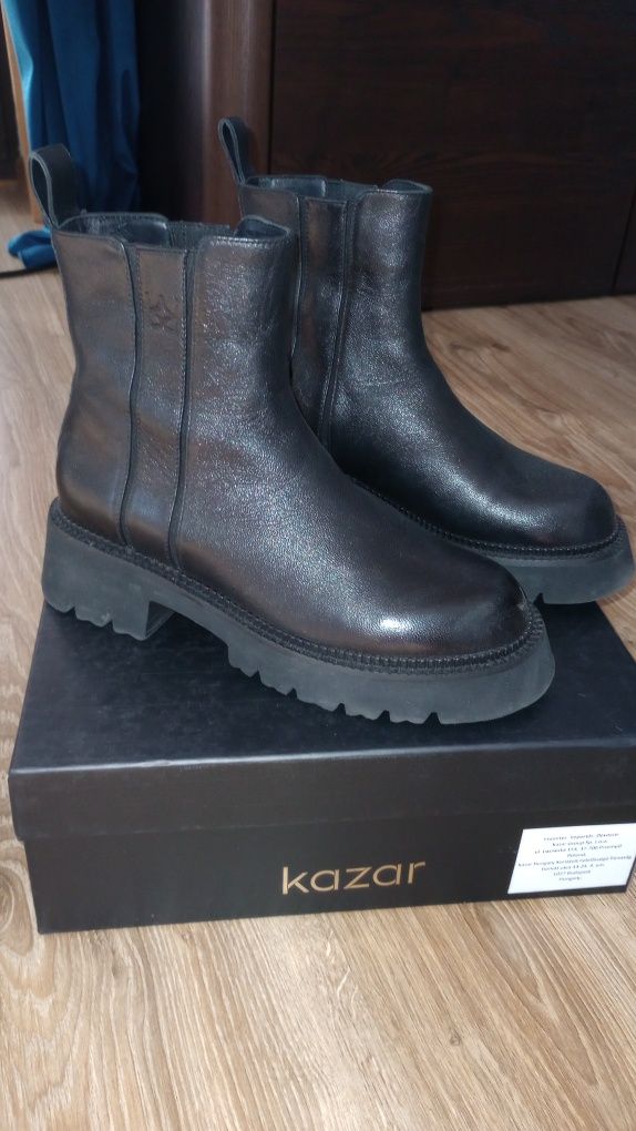 Buty Kazar r. 37 jak nowe