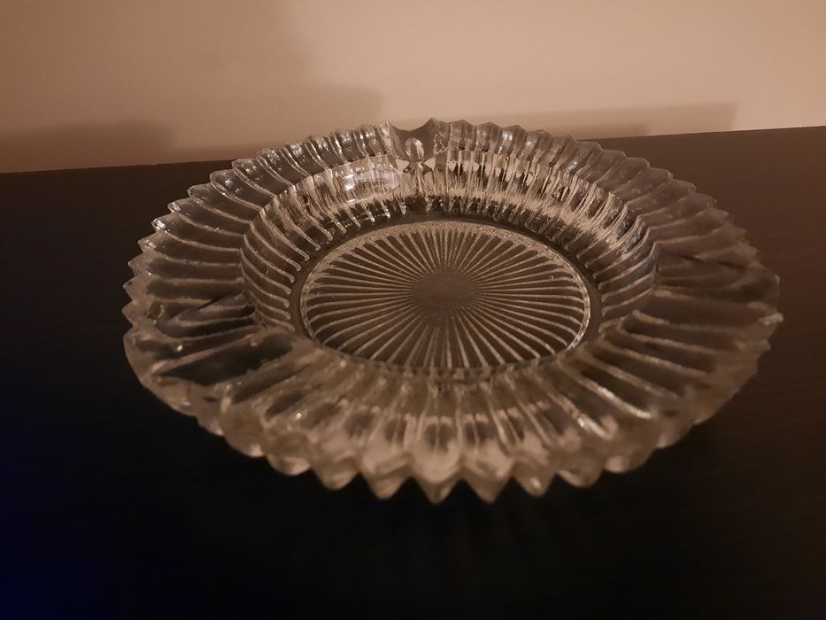 Popielniczka z czasów PRL-u szkło