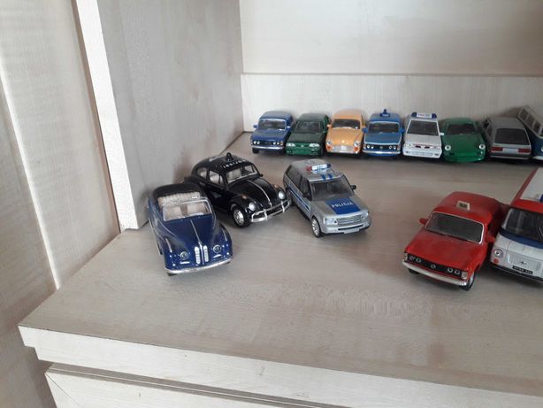 Kolekcja modeli samochodów (większość prl)