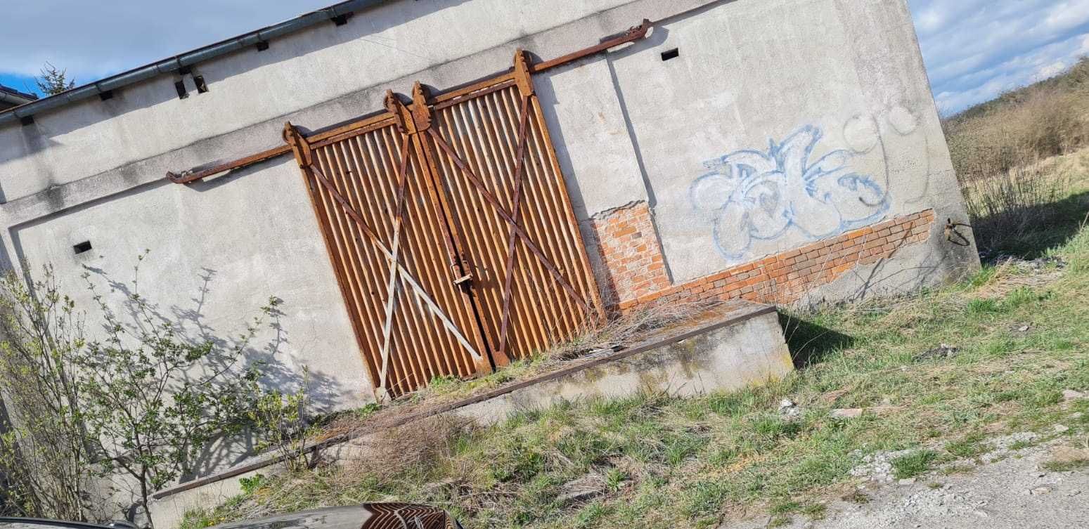 Magazyn 60m2 + działka 4,2ar