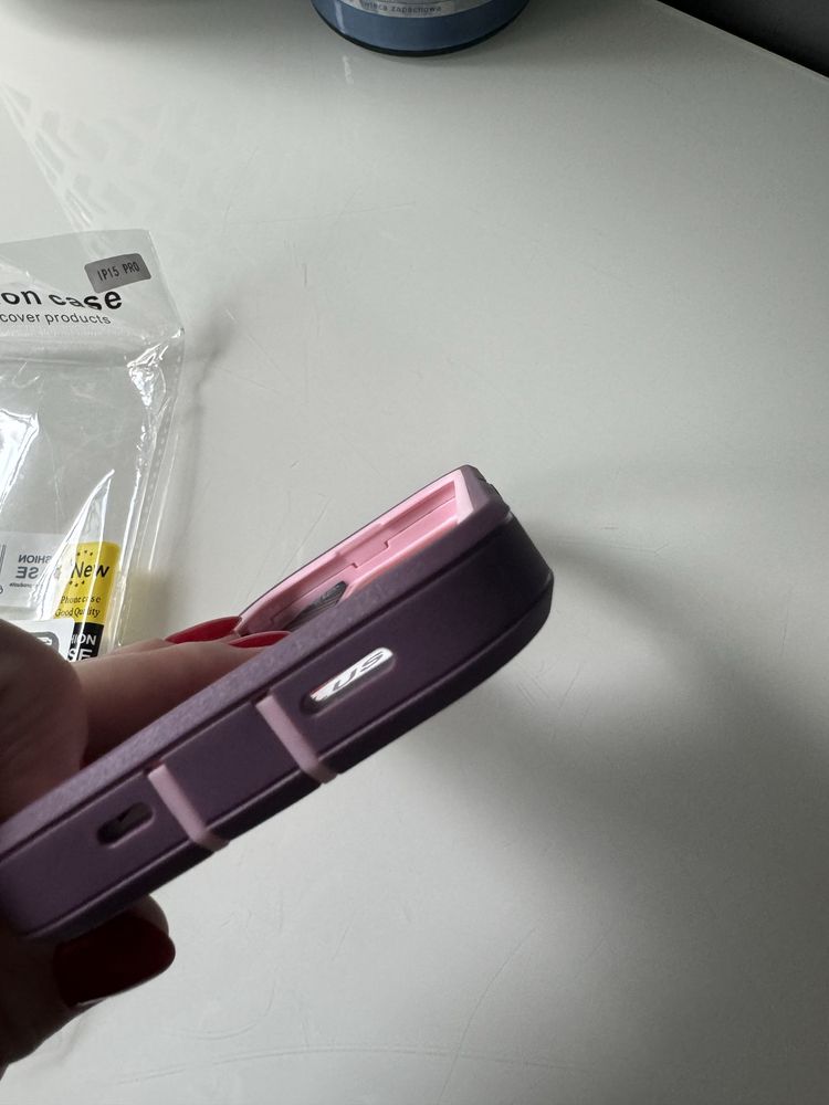 IPhone 15 pro etui nowe fioletowe