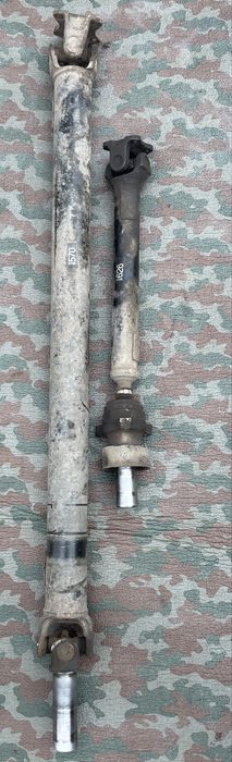 Кардан L200. Кардан роздатки L200. Кардан переднього мосту L200