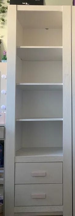 Regał z serii młodzieżowej Wójcik Lilo w188 x s58 x g41 cm