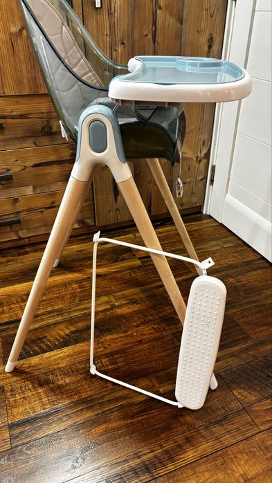 Стілець для годування 2 в 1  Lionelo