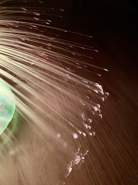 Swiecaca lampka z wlosami do pokoju dziecka, zabawka swietlna