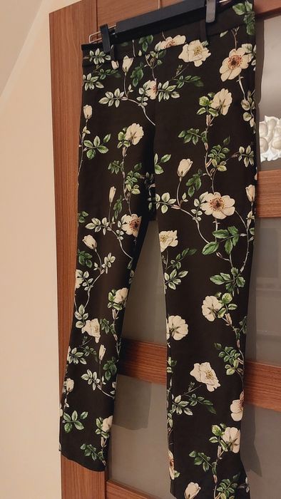 Spodnie H&M w kwiaty